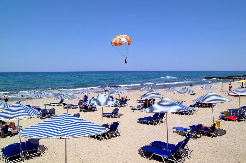 Eva Bay Hotel On The Beach - Adults Only Adelianos Kampos Exteriör bild